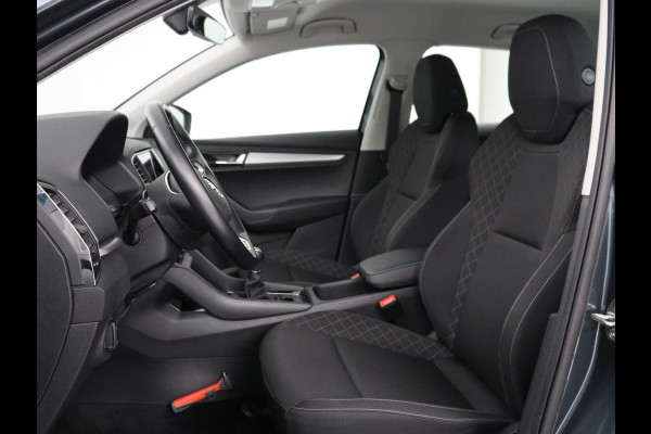 Škoda Karoq 1.0 TSI Business Edition | Carplay | Navigatie | Park Assist  | Climate control | DAB | Cruise control