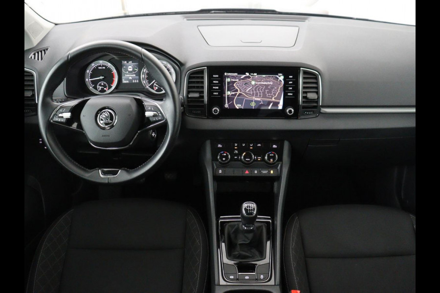 Škoda Karoq 1.0 TSI Business Edition | Carplay | Navigatie | Park Assist  | Climate control | DAB | Cruise control