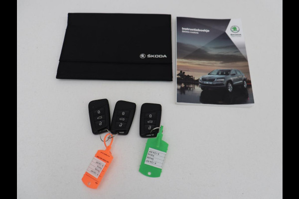 Škoda Karoq 1.0 TSI Business Edition | Carplay | Navigatie | Park Assist  | Climate control | DAB | Cruise control