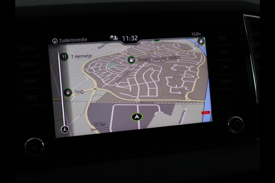 Škoda Karoq 1.0 TSI Business Edition | Carplay | Navigatie | Park Assist  | Climate control | DAB | Cruise control