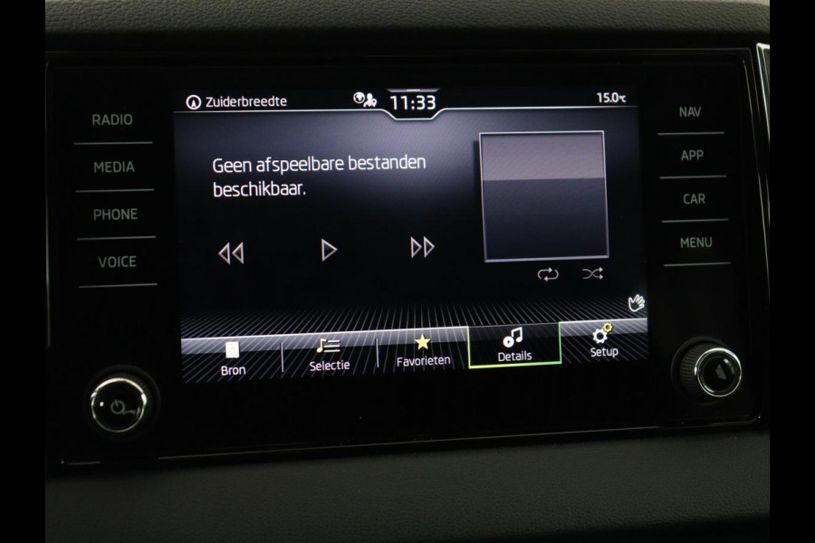 Škoda Karoq 1.0 TSI Business Edition | Carplay | Navigatie | Park Assist  | Climate control | DAB | Cruise control