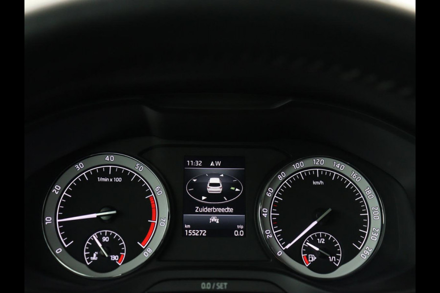 Škoda Karoq 1.0 TSI Business Edition | Carplay | Navigatie | Park Assist  | Climate control | DAB | Cruise control