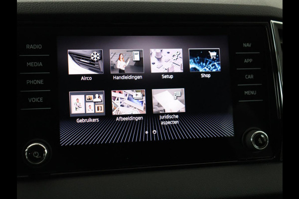 Škoda Karoq 1.0 TSI Business Edition | Carplay | Navigatie | Park Assist  | Climate control | DAB | Cruise control