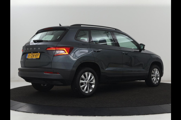 Škoda Karoq 1.0 TSI Business Edition | Carplay | Navigatie | Park Assist  | Climate control | DAB | Cruise control