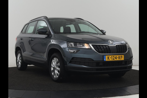 Škoda Karoq 1.0 TSI Business Edition | Carplay | Navigatie | Park Assist  | Climate control | DAB | Cruise control