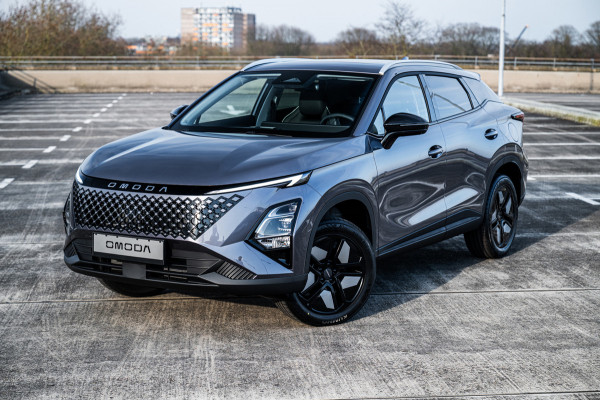 Omoda 5 1.6 T-GDi SHS-H Premium | Airco/Clima | Stuur/Stoelverwarming | Rondom Camera | Parkeersensoren | Panoramadak |