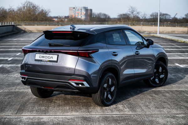 Omoda 5 1.6 T-GDi SHS-H Premium | Airco/Clima | Stuur/Stoelverwarming | Rondom Camera | Parkeersensoren | Panoramadak |