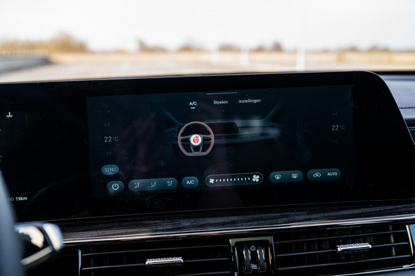 Omoda 5 1.6 T-GDi SHS-H Premium | Airco/Clima | Stuur/Stoelverwarming | Rondom Camera | Parkeersensoren | Panoramadak |