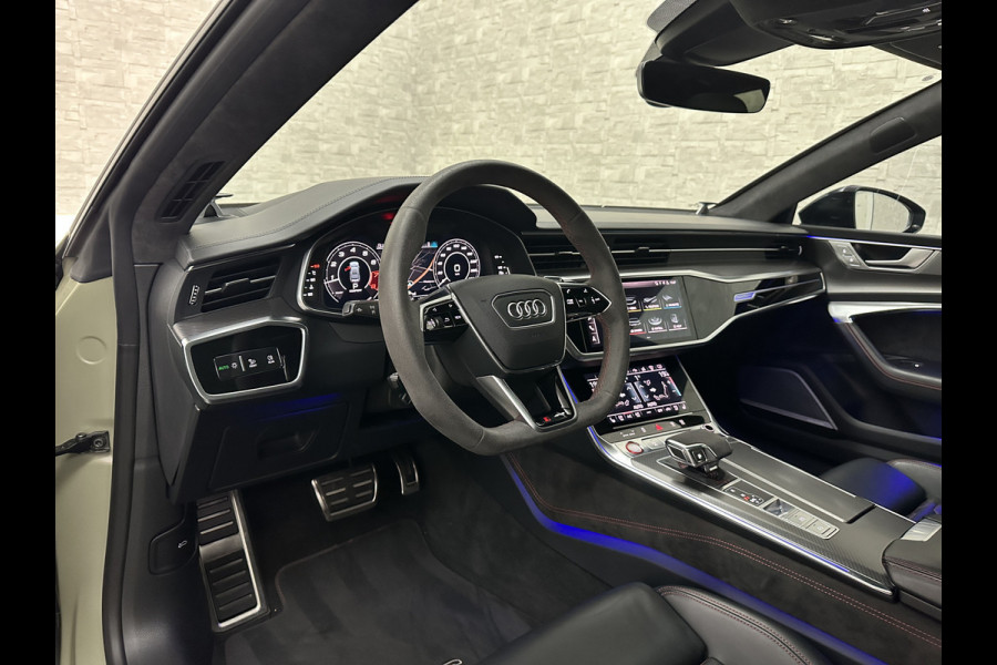 Audi RS7 Dynamic+ 300kmh | Keramisch | 22" ABT (9200,=) | B&O 3D High End | 4-Wielbesturing | Stoelvent. | Carbon Pack | Nachtzicht | Alc 91500,= ex btw | Lease / Maandbedrag 998,= pm. | 360 Camera | Laser-LED | ACC | Valcona | Klasse-5 | Head-up | Soft-Close | Isolatieglas | Dealer OH.