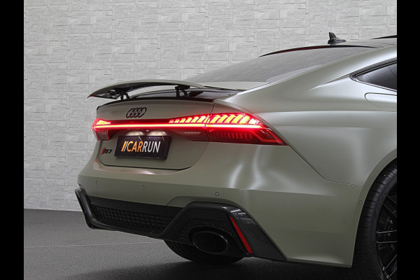 Audi RS7 Dynamic+ 300kmh | Keramisch | 22" ABT (9200,=) | B&O 3D High End | 4-Wielbesturing | Stoelvent. | Carbon Pack | Nachtzicht | Alc 91500,= ex btw | Lease / Maandbedrag 998,= pm. | 360 Camera | Laser-LED | ACC | Valcona | Klasse-5 | Head-up | Soft-Close | Isolatieglas | Dealer OH.