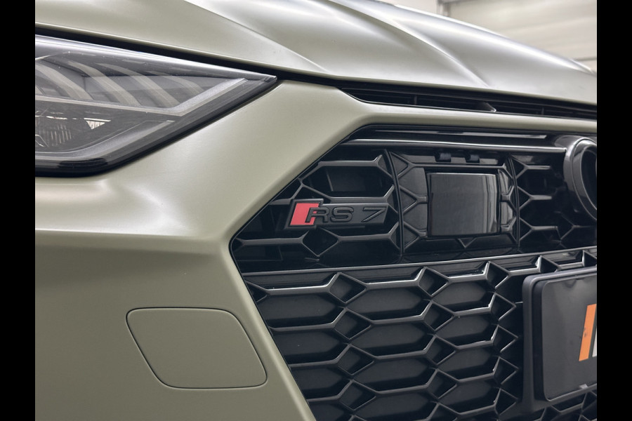 Audi RS7 Dynamic+ 300kmh | Keramisch | 22" ABT (9200,=) | B&O 3D High End | 4-Wielbesturing | Stoelvent. | Carbon Pack | Nachtzicht | Alc 91500,= ex btw | Lease / Maandbedrag 998,= pm. | 360 Camera | Laser-LED | ACC | Valcona | Klasse-5 | Head-up | Soft-Close | Isolatieglas | Dealer OH.