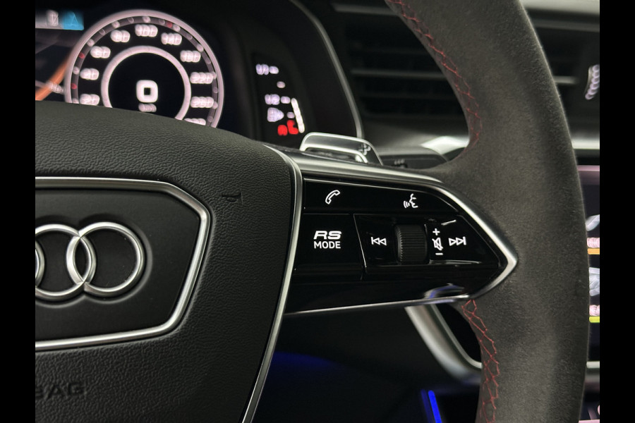 Audi RS7 Dynamic+ 300kmh | Keramisch | 22" ABT (9200,=) | B&O 3D High End | 4-Wielbesturing | Stoelvent. | Carbon Pack | Nachtzicht | Alc 91500,= ex btw | Lease / Maandbedrag 998,= pm. | 360 Camera | Laser-LED | ACC | Valcona | Klasse-5 | Head-up | Soft-Close | Isolatieglas | Dealer OH.