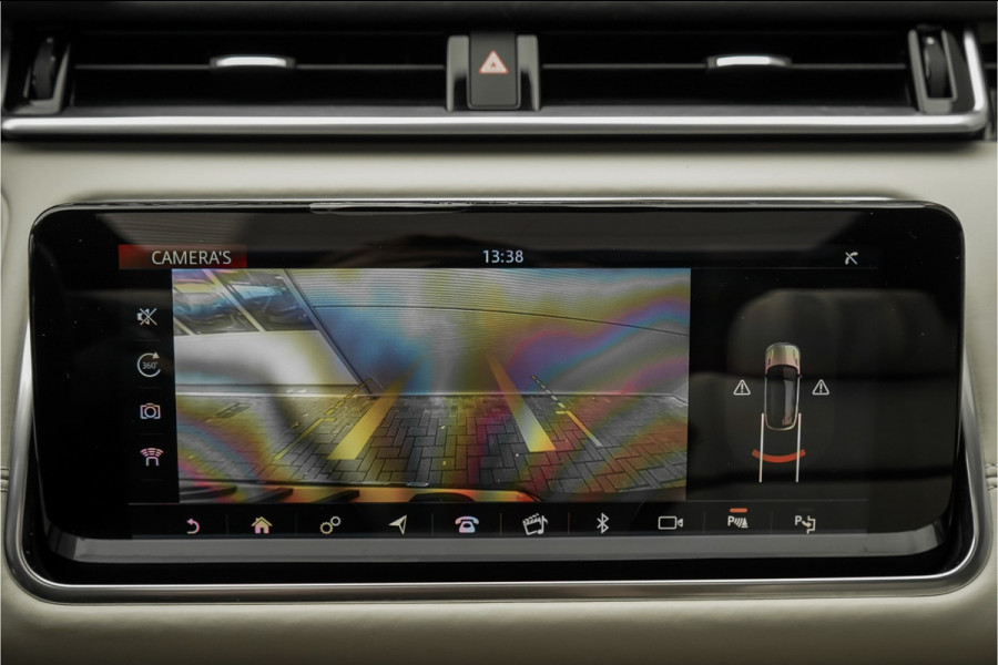 Land Rover Range Rover Velar 3.0 V6 AWD First Edition Pano Leder 22"