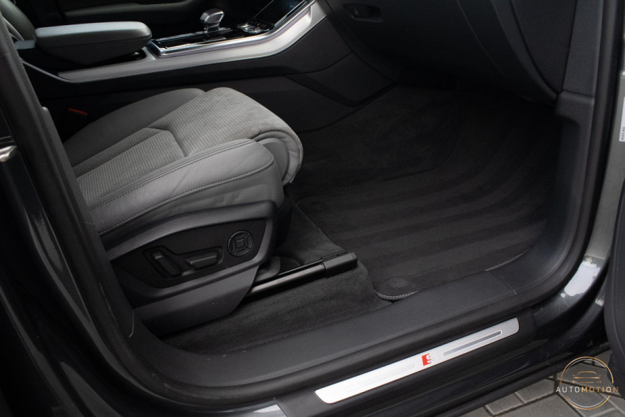 Audi Q8 60 TFSI e quattro Competition SQ8  PANO  CAM  ACC  LANE ASS  TREKHAAK LUCHTVERING