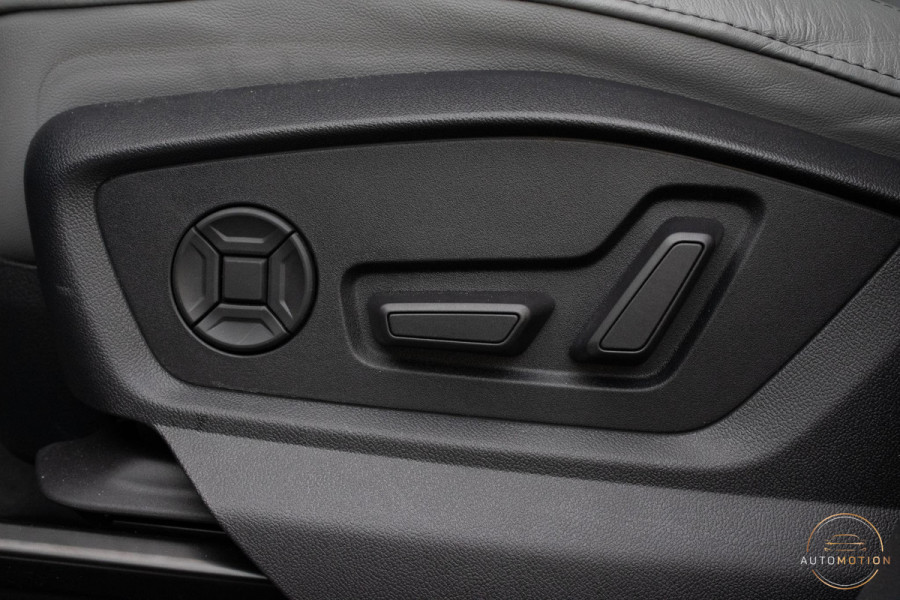 Audi Q8 60 TFSI e quattro Competition SQ8  PANO  CAM  ACC  LANE ASS  TREKHAAK LUCHTVERING