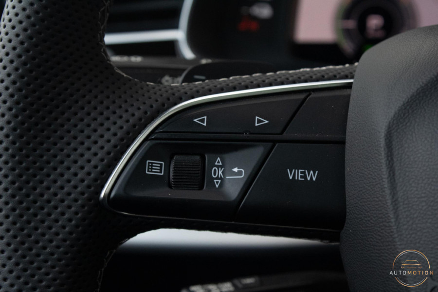 Audi Q8 60 TFSI e quattro Competition SQ8  PANO  CAM  ACC  LANE ASS  TREKHAAK LUCHTVERING