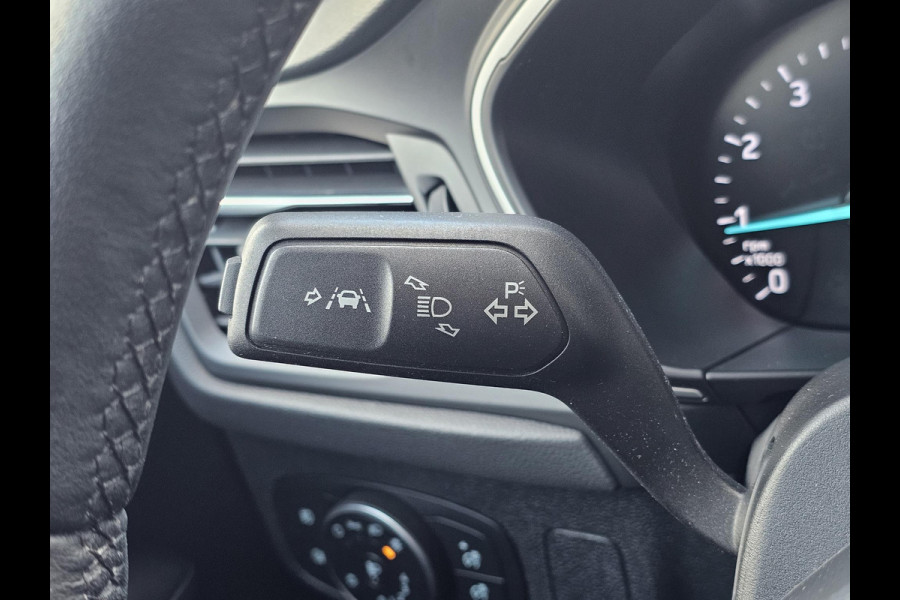 Ford FOCUS Wagon 1.0 EcoBoost Trend Edition Business Winterpack | Navigatie | Cruise control | Lane assist | Voorruitverwarming | Apple car play | Perfect onderhouden!