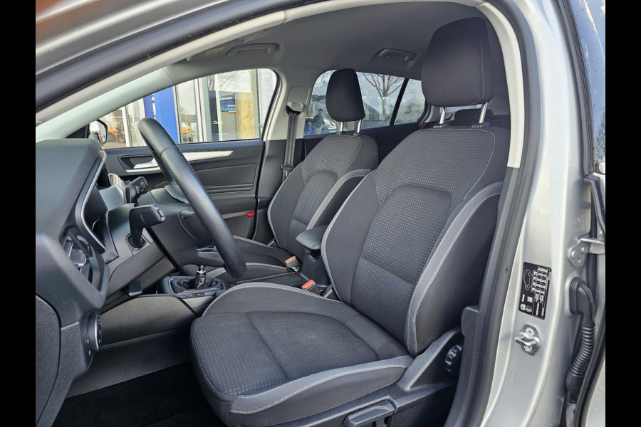 Ford FOCUS Wagon 1.0 EcoBoost Trend Edition Business Winterpack | Navigatie | Cruise control | Lane assist | Voorruitverwarming | Apple car play | Perfect onderhouden!