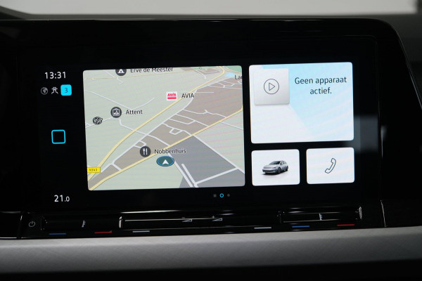 Volkswagen Golf Variant 1.0 eTSI Life Automaat - N.A.P. Airco, Cruise, Camera, Navi, PDC, Virtual display.