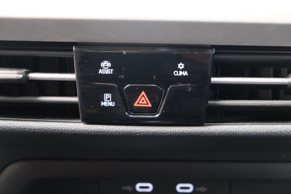 Volkswagen Golf Variant 1.0 eTSI Life Automaat - N.A.P. Airco, Cruise, Camera, Navi, PDC, Virtual display.