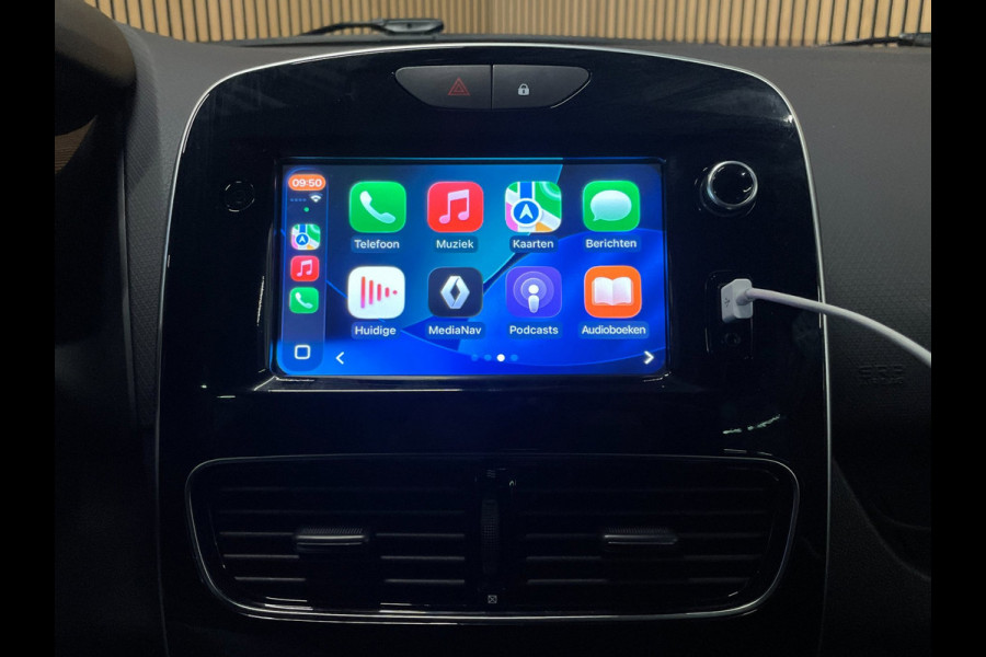 Renault Clio 0.9 TCe Limited|APPLE CARPLAY|CRUISE CONTROL|NAVIGATIE|AIRCONDITIONING|BLUETOOTH|PDC-A|LMV|LED|NETTE AUTO|NL-AUTO|NAP