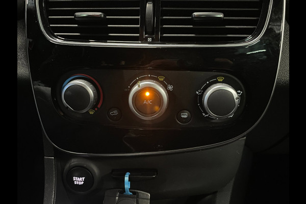 Renault Clio 0.9 TCe Limited|APPLE CARPLAY|CRUISE CONTROL|NAVIGATIE|AIRCONDITIONING|BLUETOOTH|PDC-A|LMV|LED|NETTE AUTO|NL-AUTO|NAP