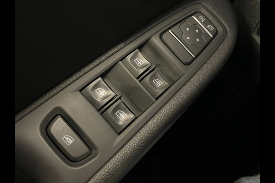 Renault Clio 0.9 TCe Limited|APPLE CARPLAY|CRUISE CONTROL|NAVIGATIE|AIRCONDITIONING|BLUETOOTH|PDC-A|LMV|LED|NETTE AUTO|NL-AUTO|NAP