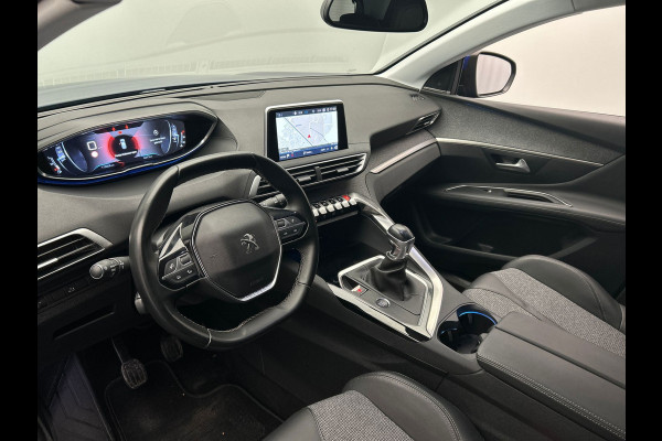 Peugeot 3008 1.2 PureTech Blue Lease Premium | Origineel NL | Focal | Trekhaak | Carplay | Camera | PDC |