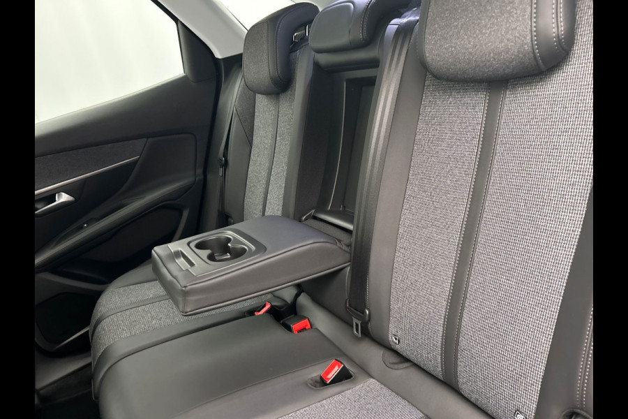 Peugeot 3008 1.2 PureTech Blue Lease Premium | Origineel NL | Focal | Trekhaak | Carplay | Camera | PDC |