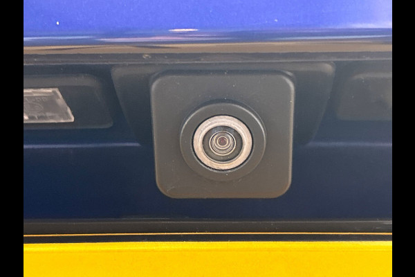 Peugeot 3008 1.2 PureTech Blue Lease Premium | Origineel NL | Focal | Trekhaak | Carplay | Camera | PDC |