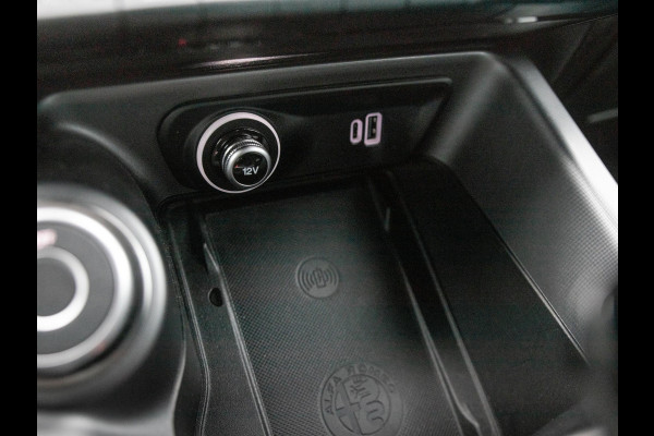 Alfa Romeo Tonale 1.5 Turbo 168pk Hybrid Sprint | Clima | Adapt. Cruise | Apple Carplay | Keyless | Navi | PDC