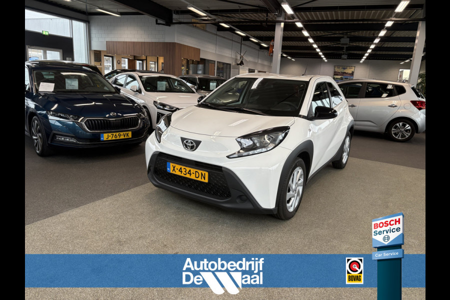 Toyota Aygo X 1.0 VVT-i 73pk Play 5-drs. CAMERA/CARPLAY/ADAPT.CRUISE/17INCH