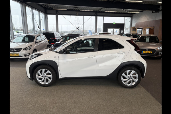 Toyota Aygo X 1.0 VVT-i 73pk Play 5-drs. CAMERA/CARPLAY/ADAPT.CRUISE/17INCH