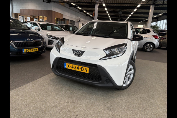 Toyota Aygo X 1.0 VVT-i 73pk Play 5-drs. CAMERA/CARPLAY/ADAPT.CRUISE/17INCH