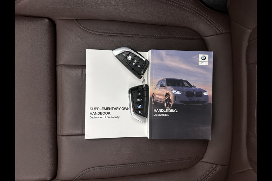 BMW iX3 High Executive 80 kWh [ 3-Fase-11kW ] {SOH-99%} (INCL-BTW) Aut. *HEATPUMP | PANO | LEATHER | HARMAN/KARDON | FULL-LED | BLINDSPOT | MEMORY-PACK | DIGI-COCKPIT | HEATED-SPORTSEATS | KEYLESS | TOPVIEW | DAB+ | NAVI-FULLMAP | HEAD-UP | ...