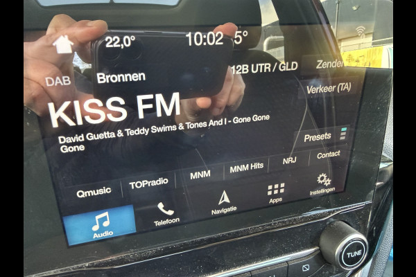 Ford Fiesta 1.0 EcoBoost Vignale | PANORAMADAK | AUTOMAAT | TREKHAAK | CAMERA | PDC | LMV |