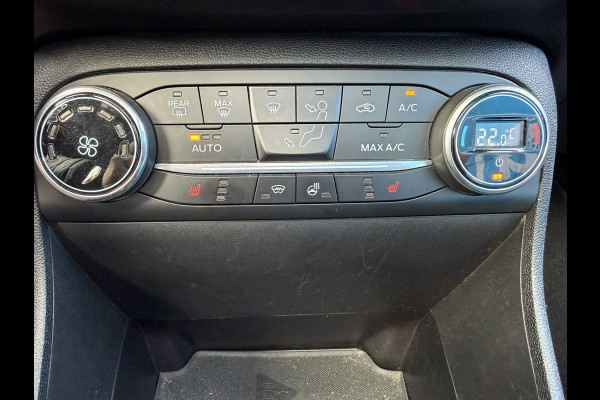 Ford Fiesta 1.0 EcoBoost Vignale | PANORAMADAK | AUTOMAAT | TREKHAAK | CAMERA | PDC | LMV |
