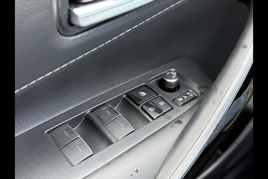 Toyota Corolla Touring Sports 2.0 Hybrid Team D | ACC | CarPlay | Camera | JBL | Keyless | LED