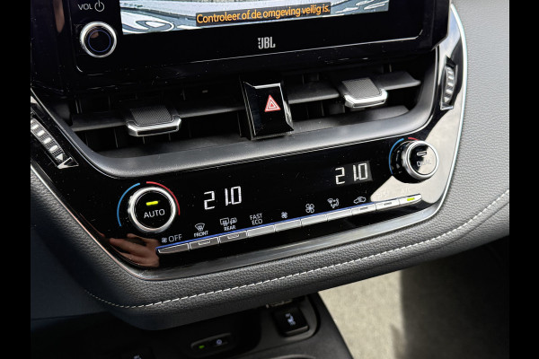 Toyota Corolla Touring Sports 2.0 Hybrid Team D | ACC | CarPlay | Camera | JBL | Keyless | LED