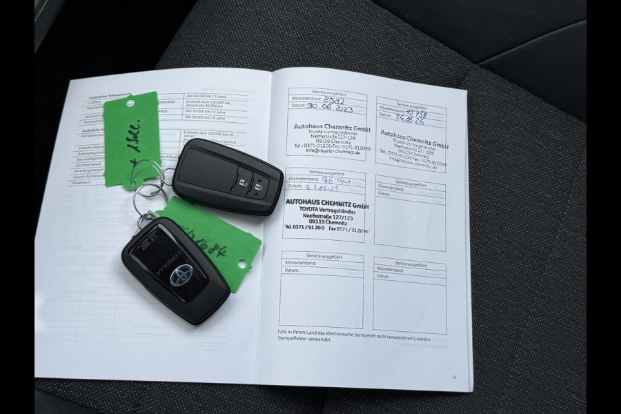 Toyota Corolla Touring Sports 2.0 Hybrid Team D | ACC | CarPlay | Camera | JBL | Keyless | LED