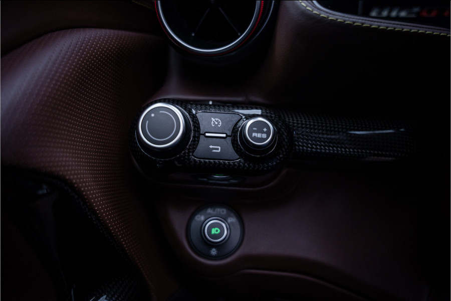 Ferrari 812 GTS 6.5 V12 HELE ** Lift ** JBL ** PPF ** NOVITEC ** Daytona Seats ** BTW ** Pass. Display ** Carbon Ext. + Int.