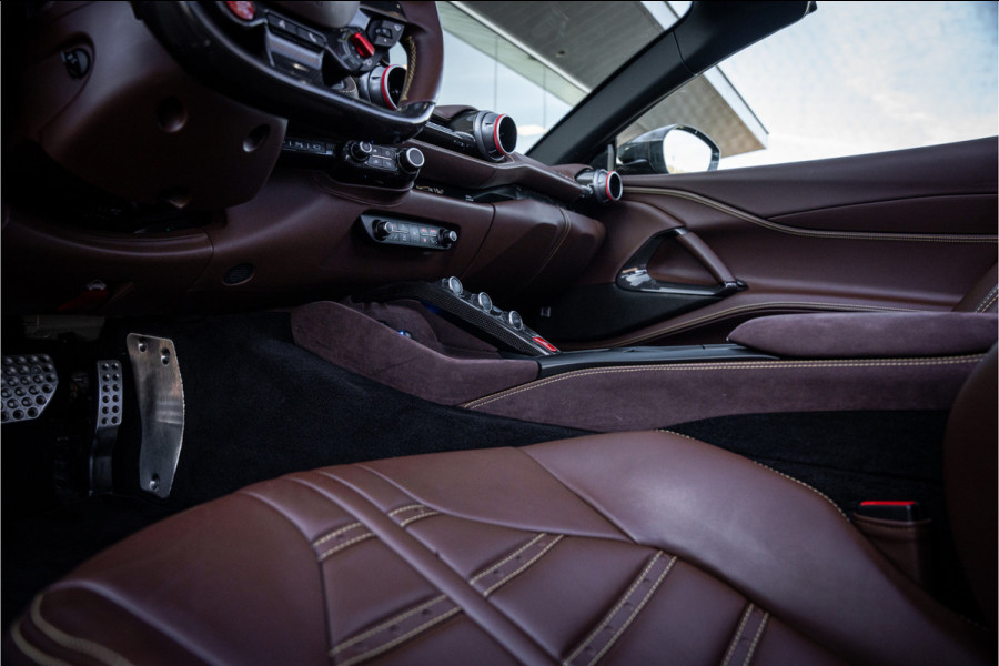 Ferrari 812 GTS 6.5 V12 HELE ** Lift ** JBL ** PPF ** NOVITEC ** Daytona Seats ** BTW ** Pass. Display ** Carbon Ext. + Int.