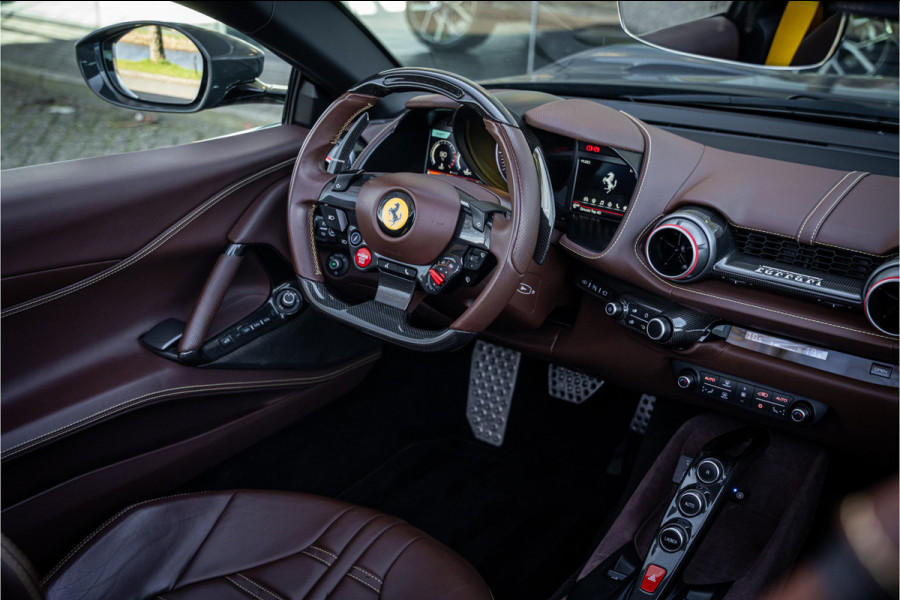 Ferrari 812 GTS 6.5 V12 HELE ** Lift ** JBL ** PPF ** NOVITEC ** Daytona Seats ** BTW ** Pass. Display ** Carbon Ext. + Int.