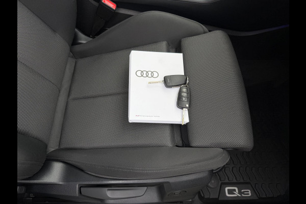 Audi Q3 45 TFSI e S edition 245PK PDC/LMV/CARPLAY/VIRTU/PANO