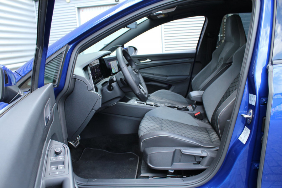 Volkswagen Golf 1.5 eTSI 150pk R-Line DSG7 Panoramadak IQ-Light