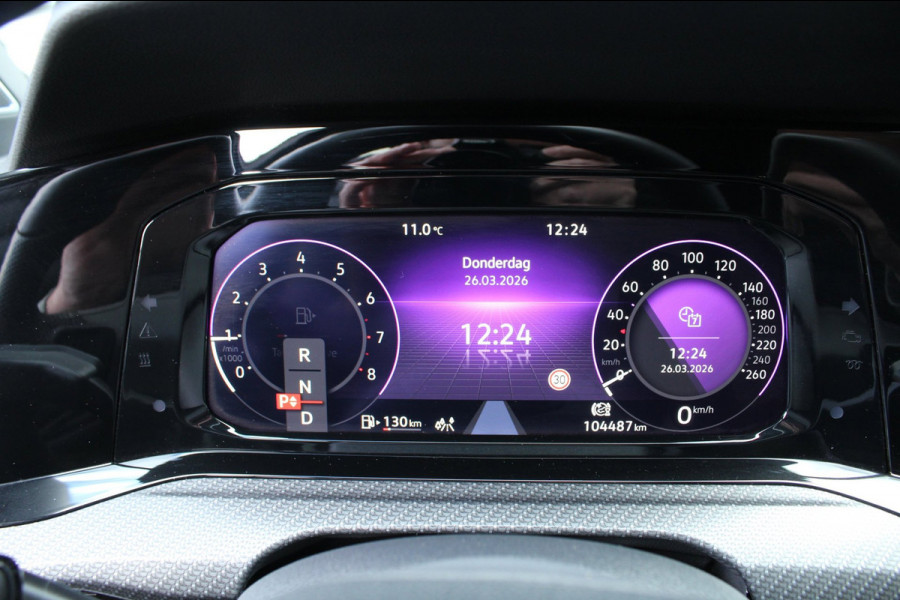 Volkswagen Golf 1.5 eTSI 150pk R-Line DSG7 Panoramadak IQ-Light