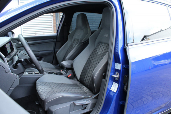 Volkswagen Golf 1.5 eTSI 150pk R-Line DSG7 Panoramadak IQ-Light