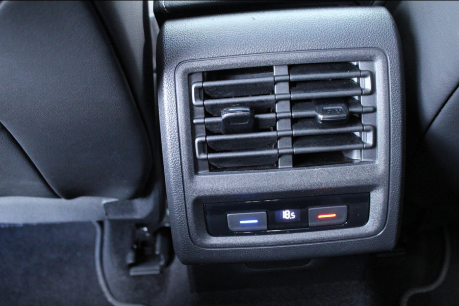 Volkswagen Golf 1.5 eTSI 150pk R-Line DSG7 Panoramadak IQ-Light