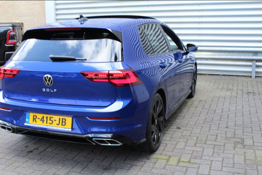 Volkswagen Golf 1.5 eTSI 150pk R-Line DSG7 Panoramadak IQ-Light