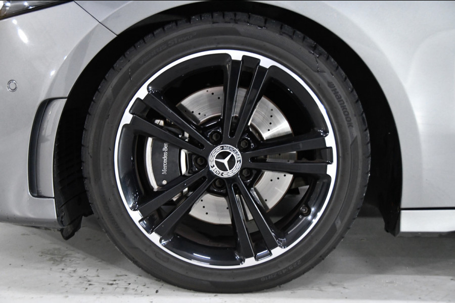 Mercedes-Benz A-Klasse 220 Premium Plus Amg Night Pano*Sfeer